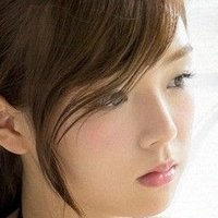 Ai Shinozaki Nahé