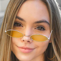 Alex French Nahé