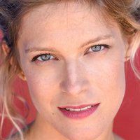 Alexia Barlier Nahé