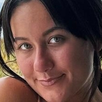 Ani Hayes Nahé