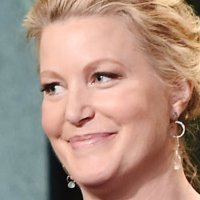 Anna Gunn Nahé