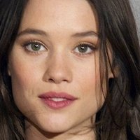 Astrid Bergès-Frisbey Nahé
