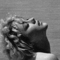 Bond Girls Nude Nahé