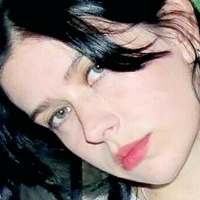 Carly McLellan Nahé