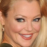 Charlotte Ross Nahé