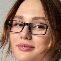 Chloe Winslow Nahé