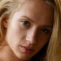 countryblonde Nahé