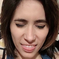 Cristina Vee Nahé