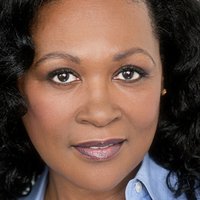 Deborah Lacey Nahé