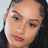 elizabethrosecarrasco Nahé