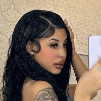 foreign.rina Nahé