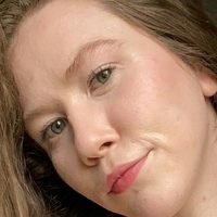 Foxy Rouxie Nahé