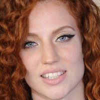 Jess Glynne Nahé