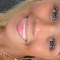 juliannapeyton Nahé