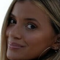 Kayla Manousselis / kaylamanousselis Nahé