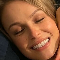 Kayla Wallace Nahé