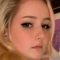 kinkyxtinacolombiana Nahé