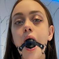 Kira Clark Nahé