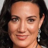Lisa Joy Nahé