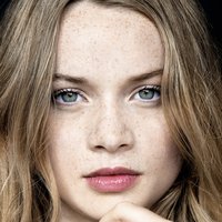 Luna Wedler Nahé