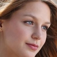 Melissa Benoist Nahé