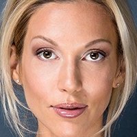 Miriam McDonald Nahé