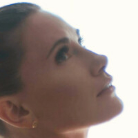 NuruQueenClaire Nahé