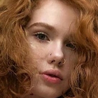 Redhead21 Nahé