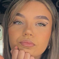 riley.castro Nahé