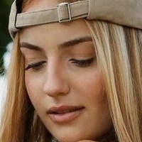 Sara Hestanislau Nahé
