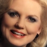 Sharolyn Sparrow Nahé