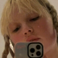 yourgirlnextdoorlau Nahé